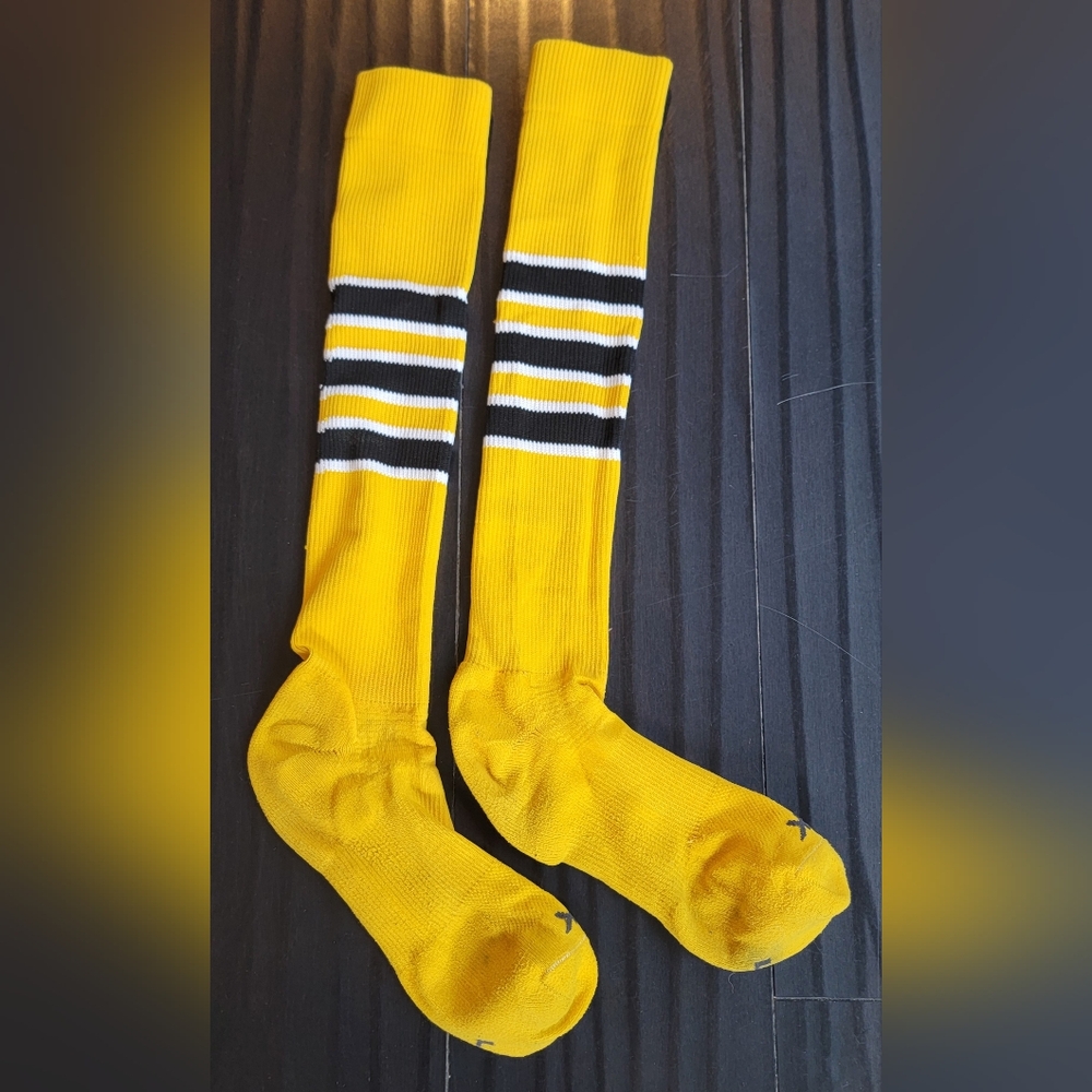 Vibrant Yellow Striped Men's Athletic Socks